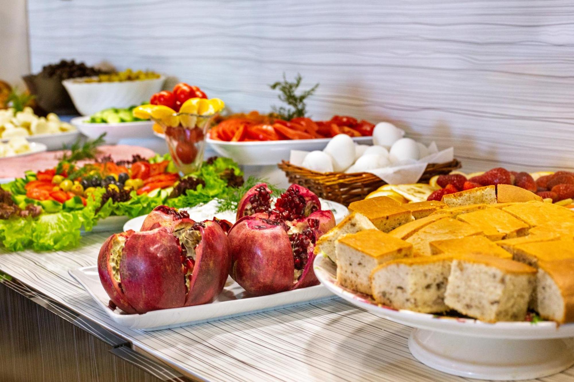 Family Time Suites Hotel Истанбул Екстериор снимка