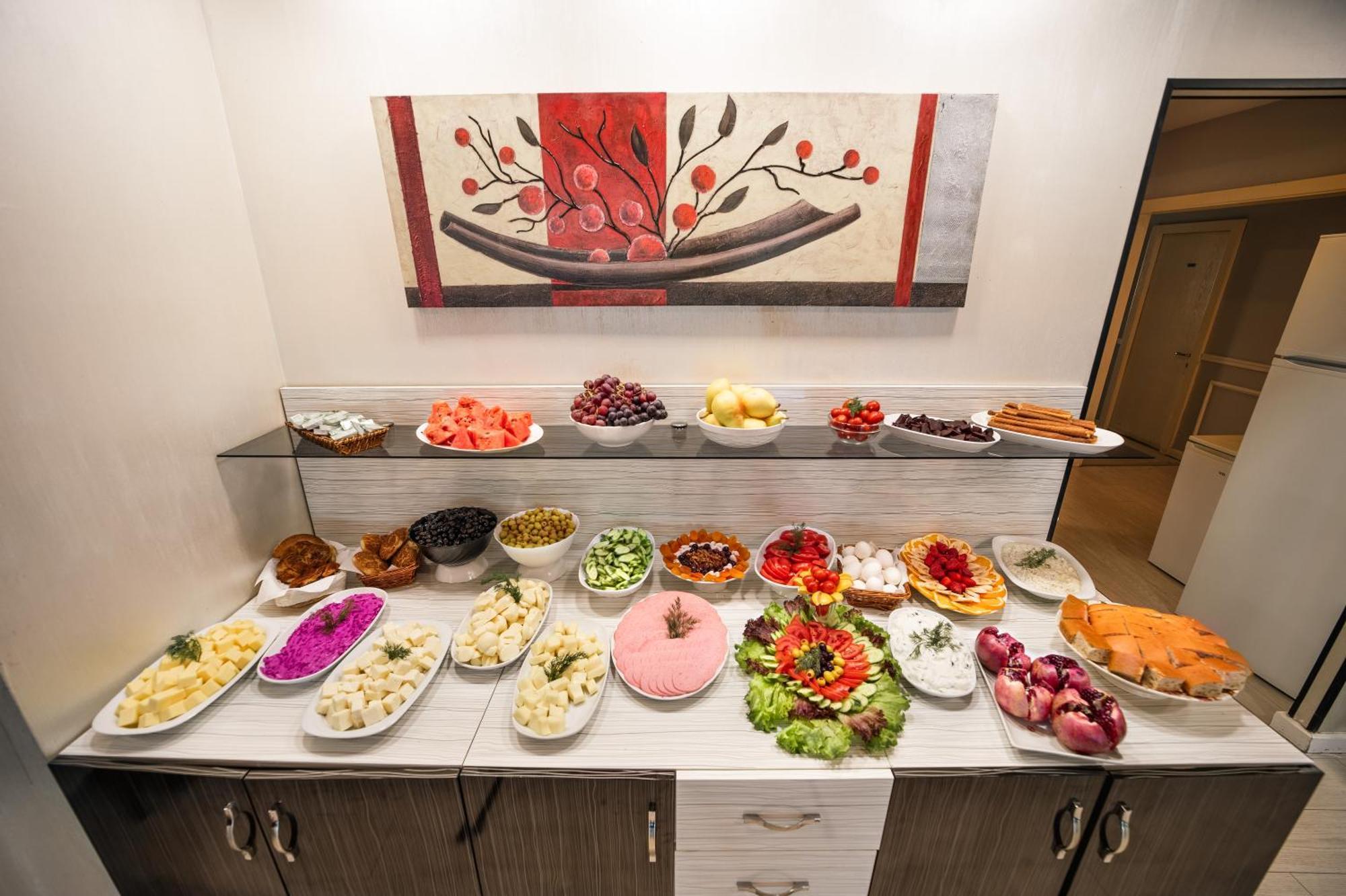 Family Time Suites Hotel Истанбул Екстериор снимка