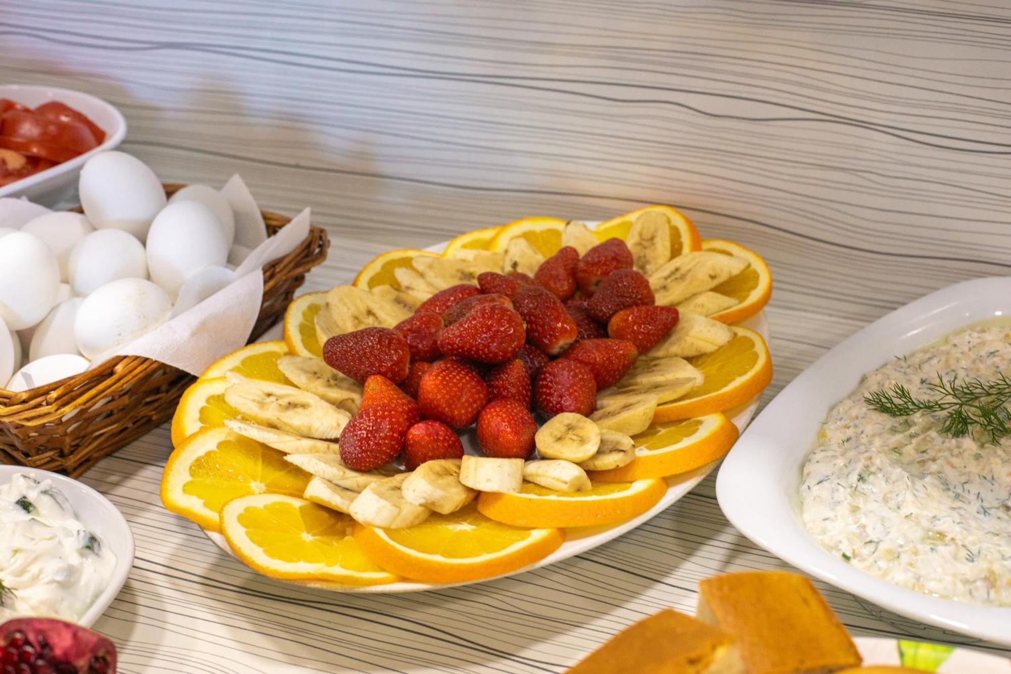 Family Time Suites Hotel Истанбул Екстериор снимка
