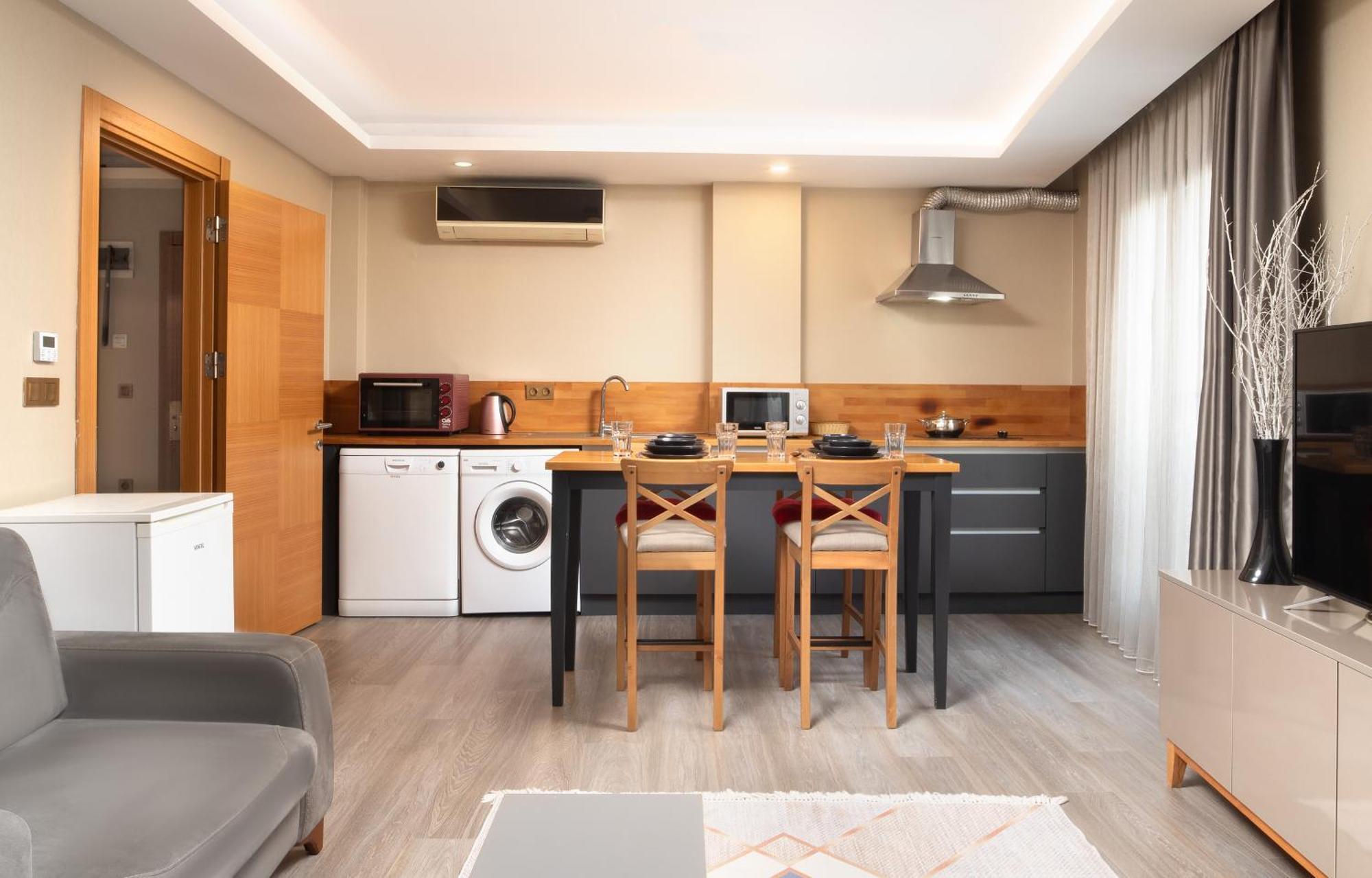 Family Time Suites Hotel Истанбул Екстериор снимка