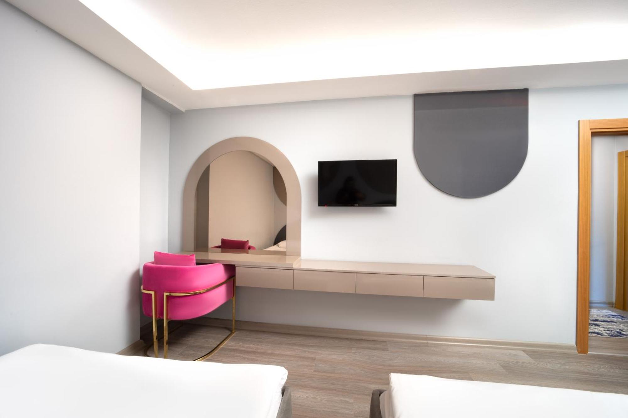 Family Time Suites Hotel Истанбул Екстериор снимка