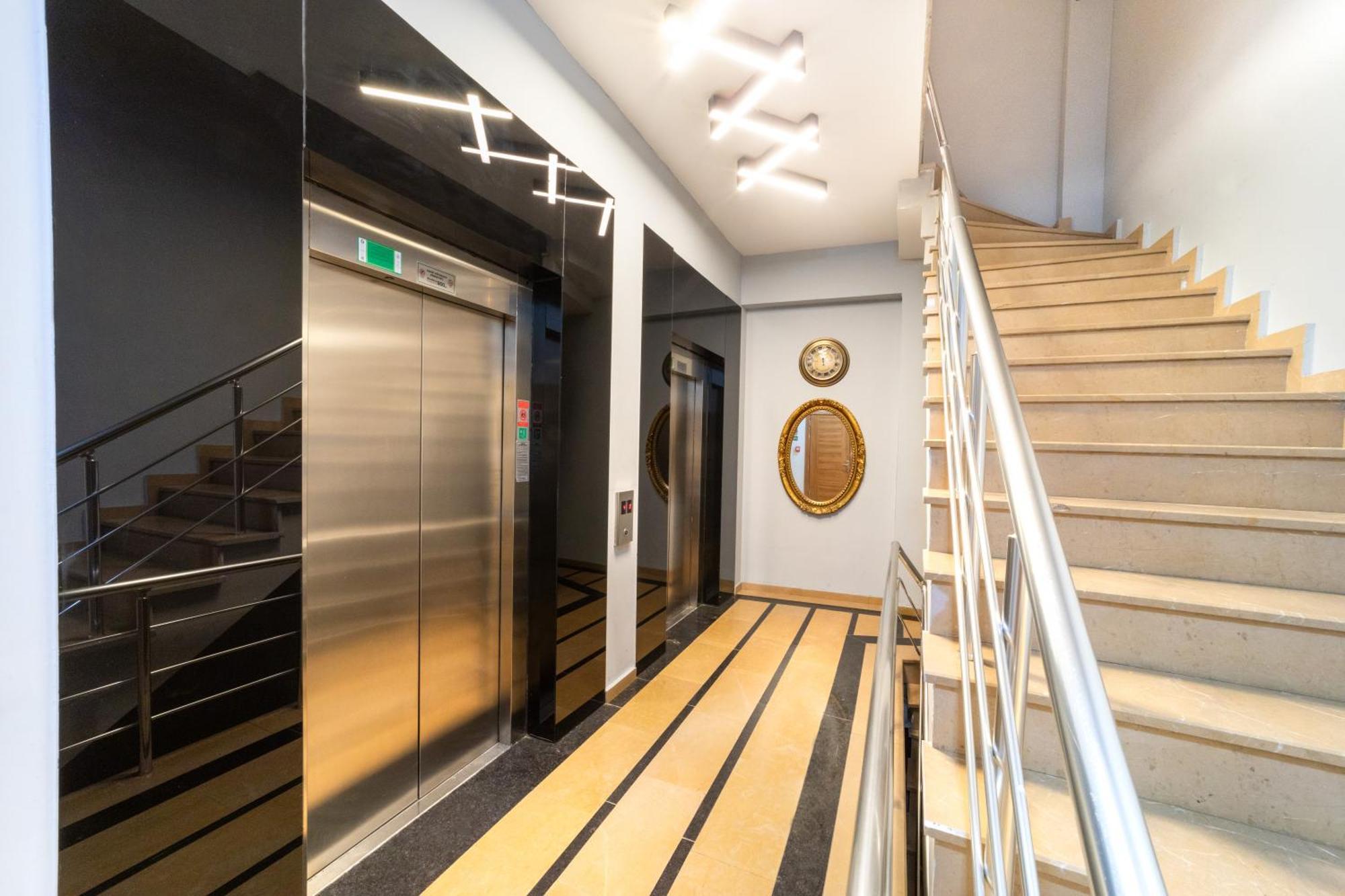 Family Time Suites Hotel Истанбул Екстериор снимка